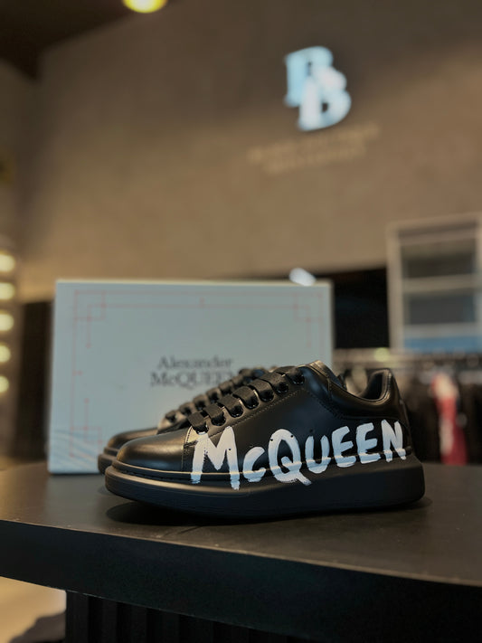 Alexander McQueen Grafiti/Negro